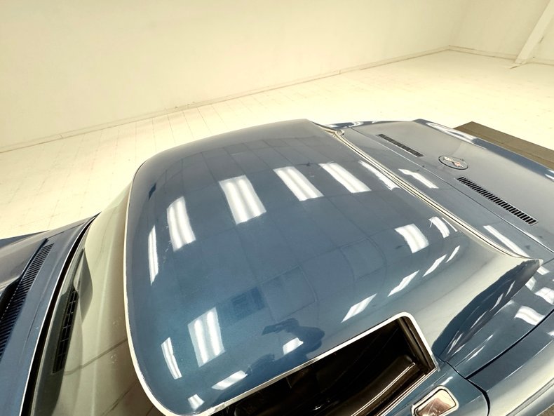 Chevrolet-Corvette-1970-Bridgehampton-Blue-Black-24