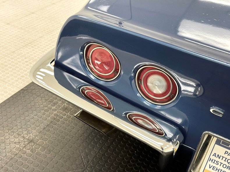 Chevrolet-Corvette-1970-Bridgehampton-Blue-Black-31