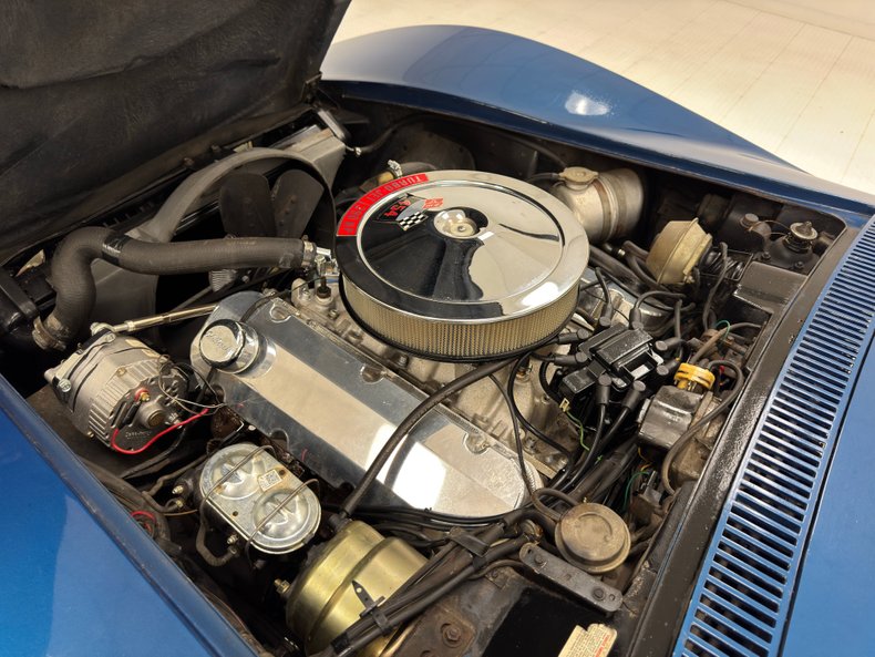 Chevrolet-Corvette-1970-Bridgehampton-Blue-Black-40