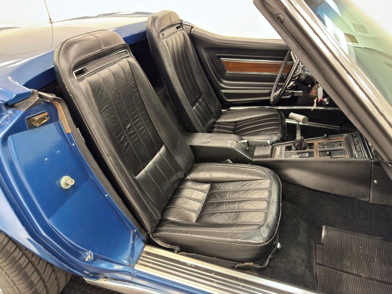 Chevrolet-Corvette-1970-Bridgehampton-Blue-Black-48