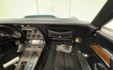 Chevrolet-Corvette-1970-Bridgehampton-Blue-Black-6