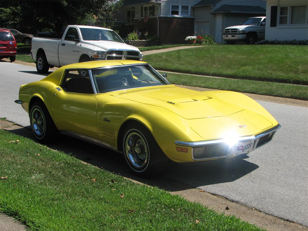 Chevrolet-Corvette-1970-Daytona-Yellow-Black-3