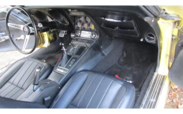 Chevrolet-Corvette-1970-Daytona-Yellow-Black-5