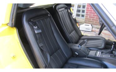 Chevrolet-Corvette-1970-Daytona-Yellow-Black-6