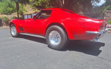 Chevrolet-Corvette-1970-red-black-25