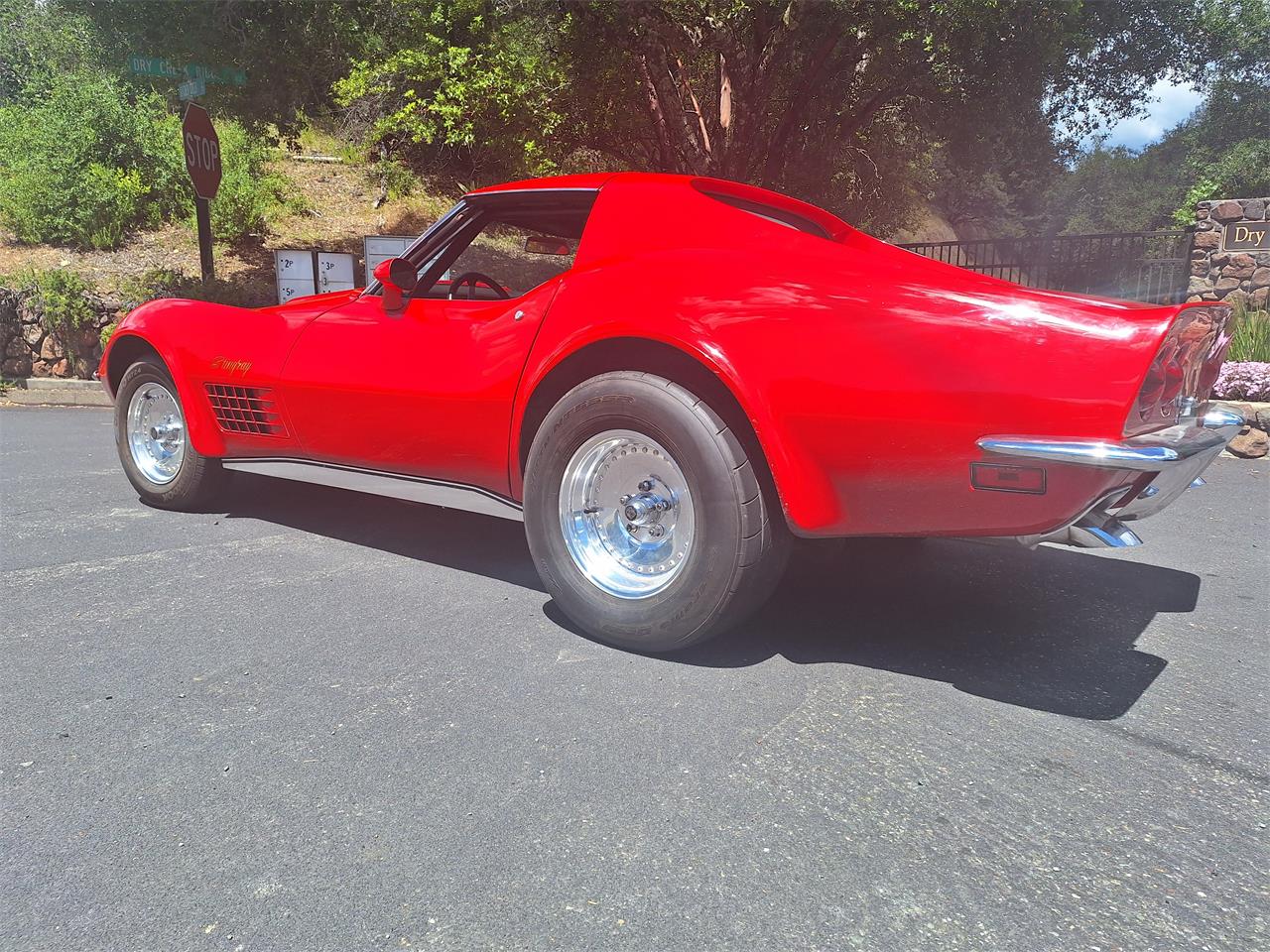 Chevrolet-Corvette-1970-red-black-25