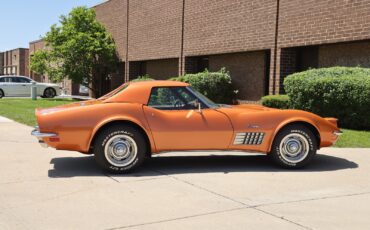 Chevrolet-Corvette-1971-Convertible-3