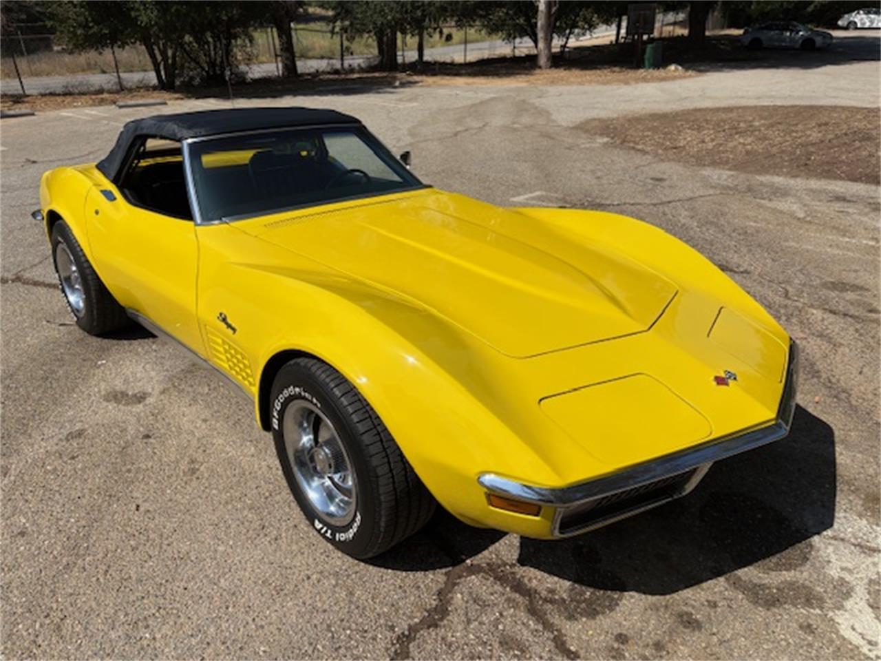 Chevrolet-Corvette-1971-Yellow-BLACK-9