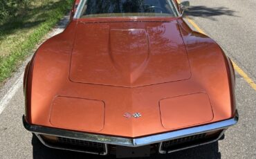 Chevrolet-Corvette-1972-1