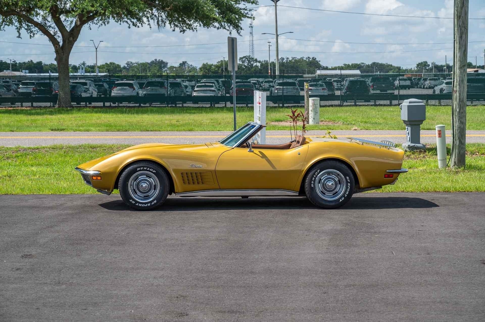 Chevrolet-Corvette-1972-2-Door-1