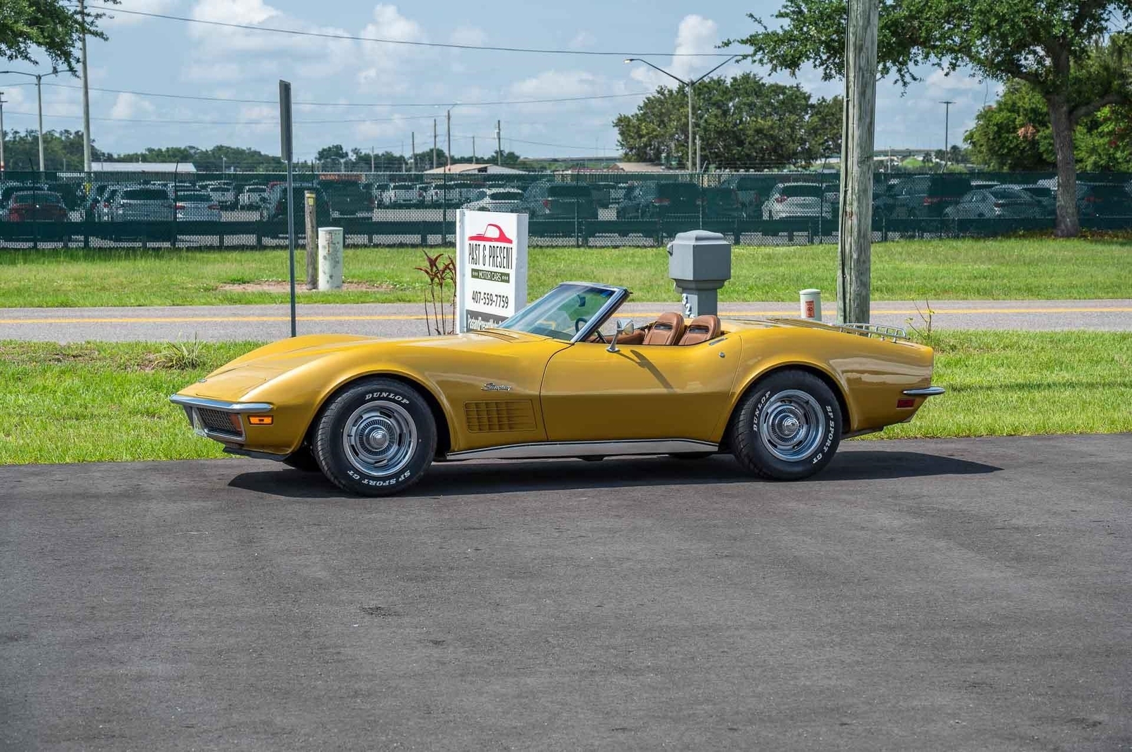Chevrolet-Corvette-1972-2-Door-18
