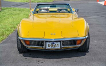 Chevrolet-Corvette-1972-2-Door-29