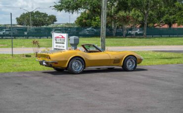 Chevrolet-Corvette-1972-2-Door-5