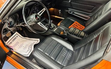 Chevrolet-Corvette-1972-2-door-14