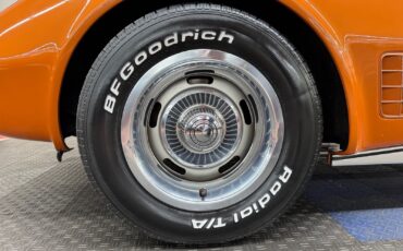 Chevrolet-Corvette-1972-2-door-21