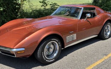 Chevrolet-Corvette-1972-4