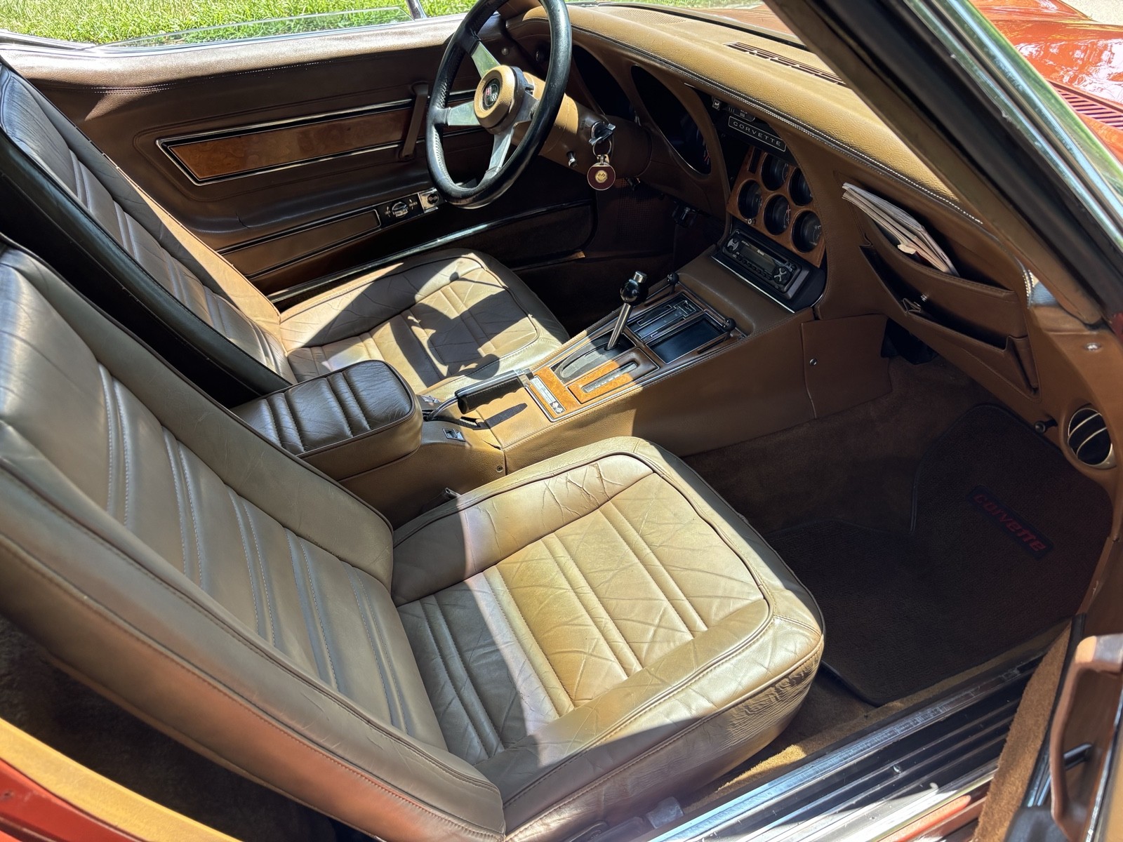 Chevrolet-Corvette-1972-9