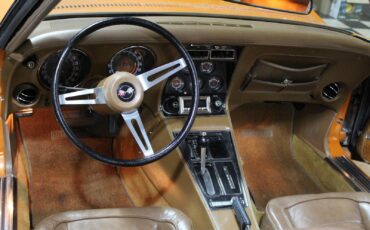 Chevrolet-Corvette-1972-Convertible-21