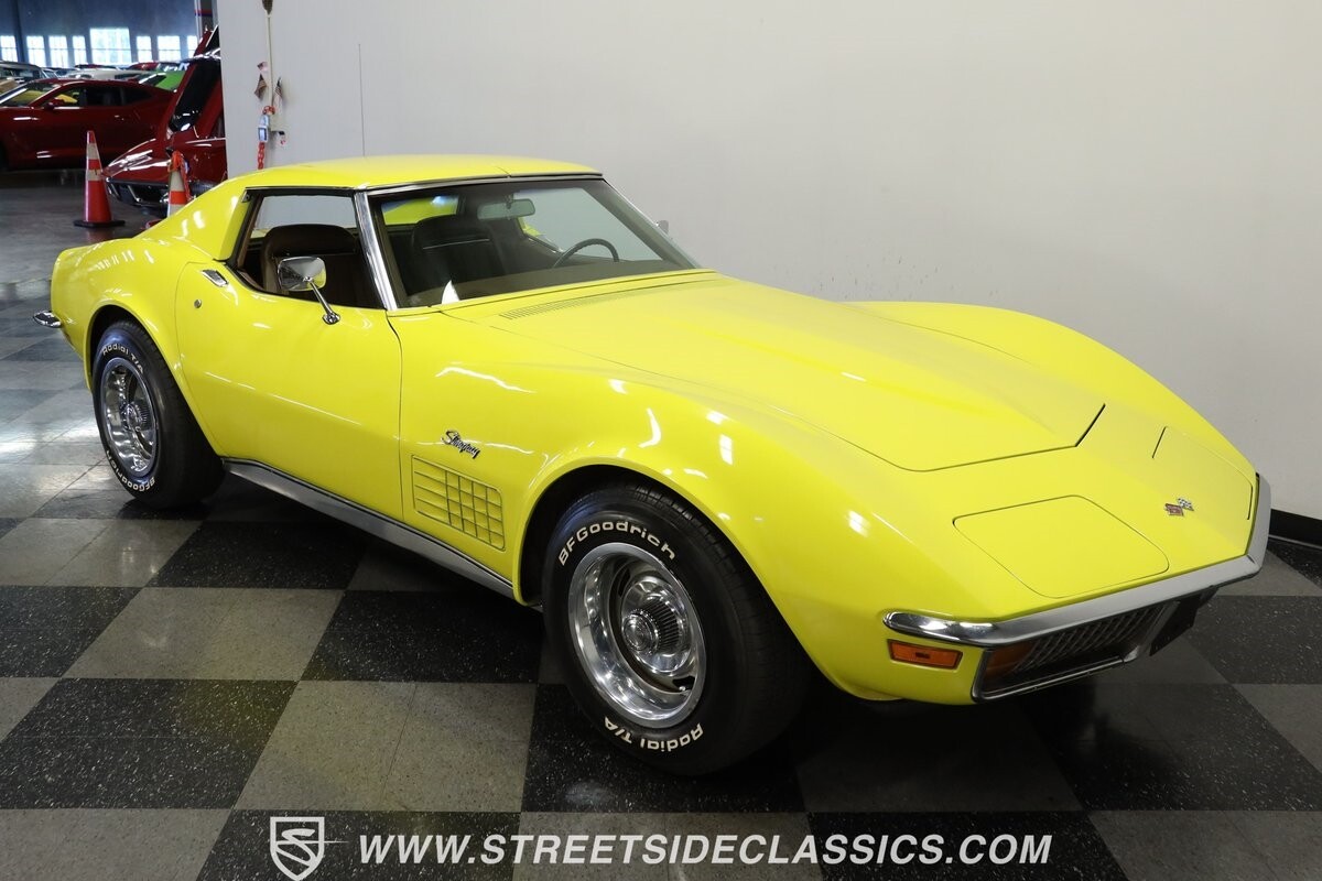Chevrolet-Corvette-1972-Coupe-13