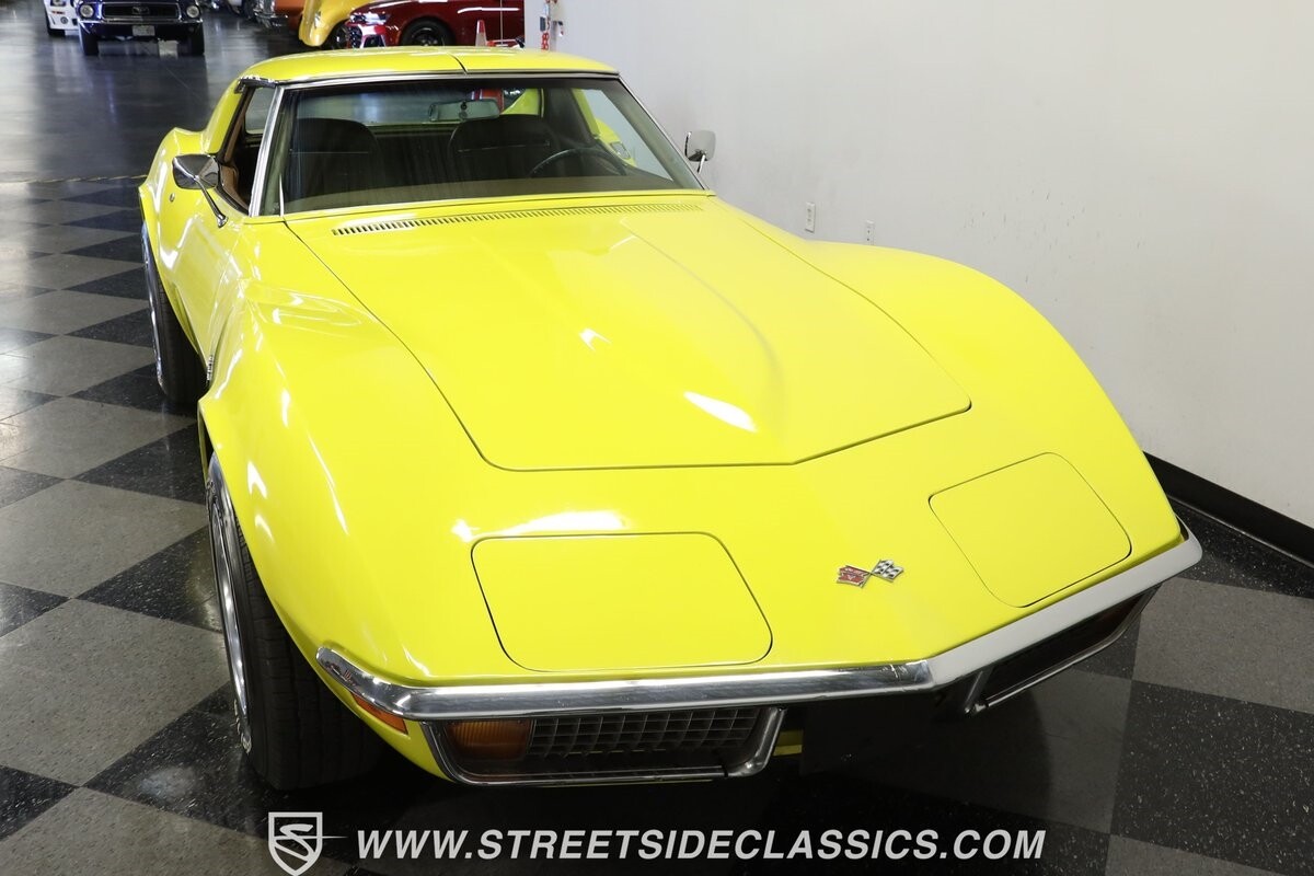 Chevrolet-Corvette-1972-Coupe-14
