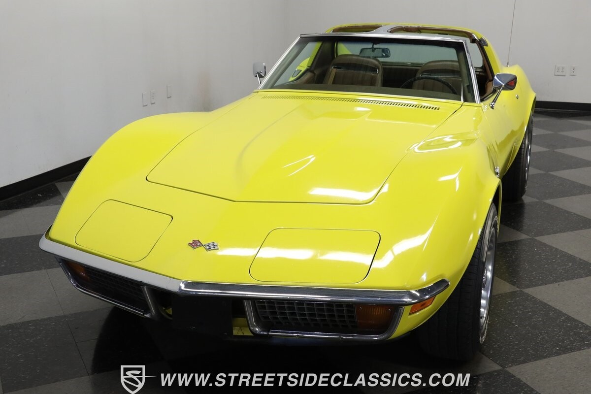 Chevrolet-Corvette-1972-Coupe-16