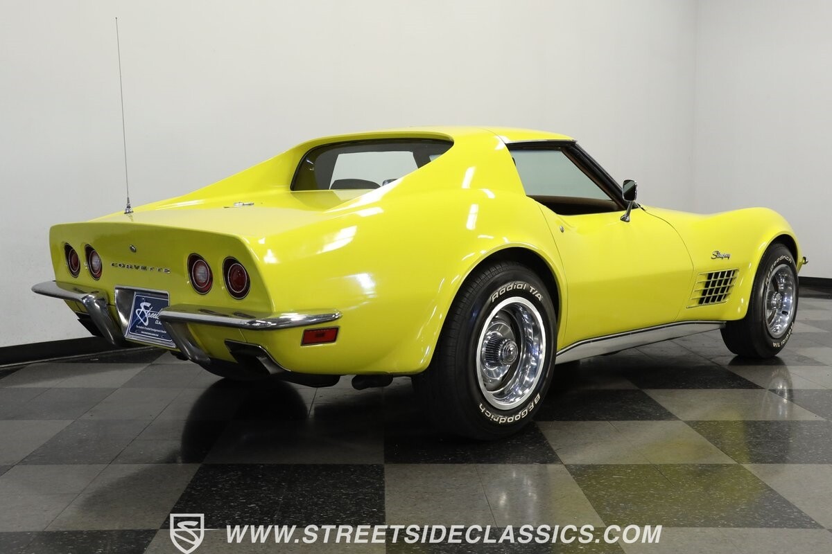 Chevrolet-Corvette-1972-Coupe-25