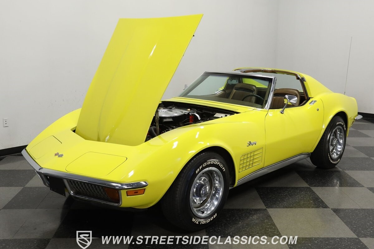 Chevrolet-Corvette-1972-Coupe-29
