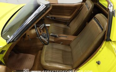 Chevrolet-Corvette-1972-Coupe-34