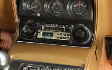 Chevrolet-Corvette-1972-Coupe-38