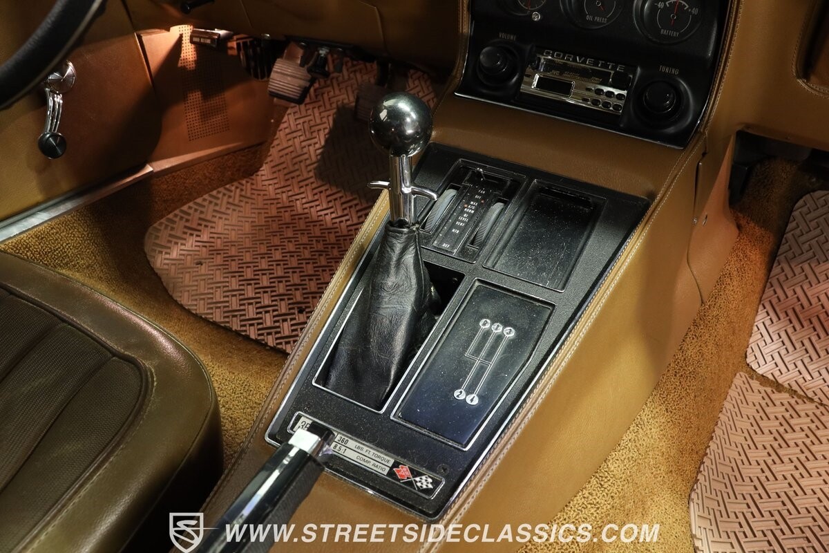 Chevrolet-Corvette-1972-Coupe-39