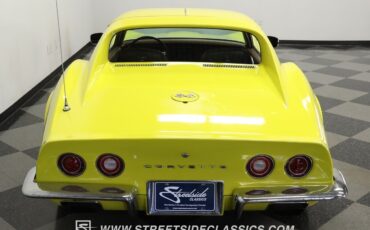 Chevrolet-Corvette-1972-Coupe-8