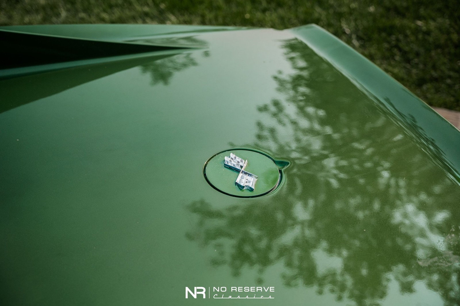 Chevrolet-Corvette-1972-Other-23