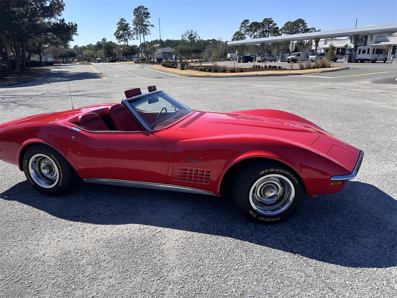 Chevrolet-Corvette-1972-Red-Red-11