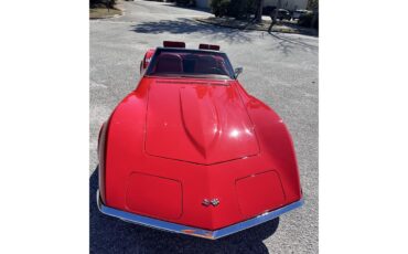 Chevrolet-Corvette-1972-Red-Red-8