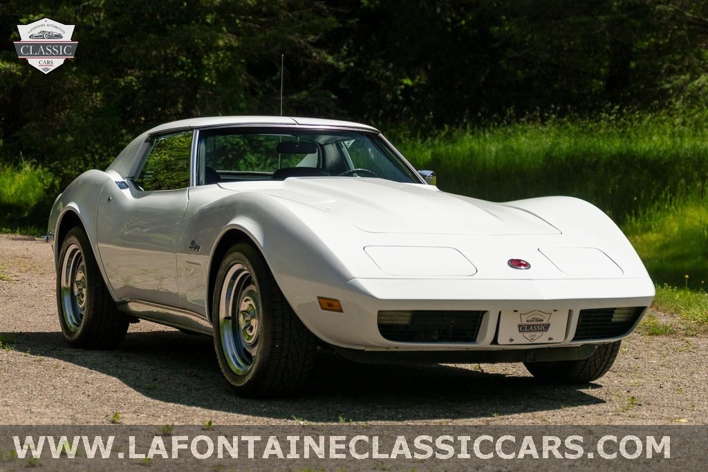 Chevrolet Corvette 1973 --