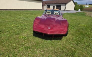 Chevrolet-Corvette-1973-Burgundy-Saddle-16