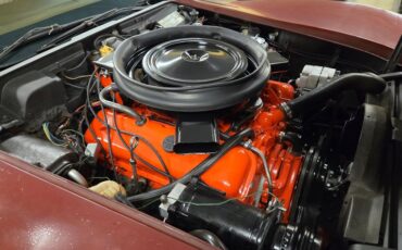Chevrolet-Corvette-1973-Burgundy-Saddle-26
