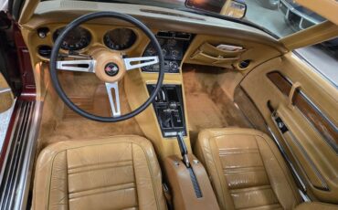 Chevrolet-Corvette-1973-Burgundy-Saddle-38