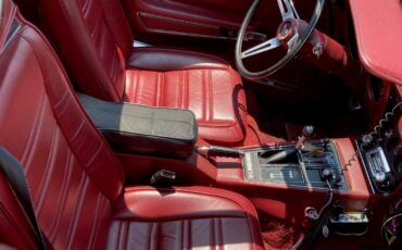 Chevrolet-Corvette-1973-Coupe-10