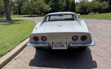 Chevrolet-Corvette-1973-Coupe-2
