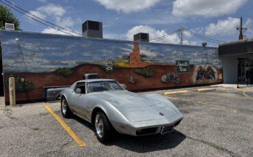 Chevrolet-Corvette-1973-Coupe-5