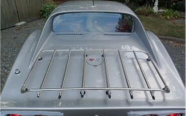 Chevrolet-Corvette-1973-Gray-Red-2