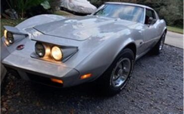 Chevrolet-Corvette-1973-Gray-Red-5