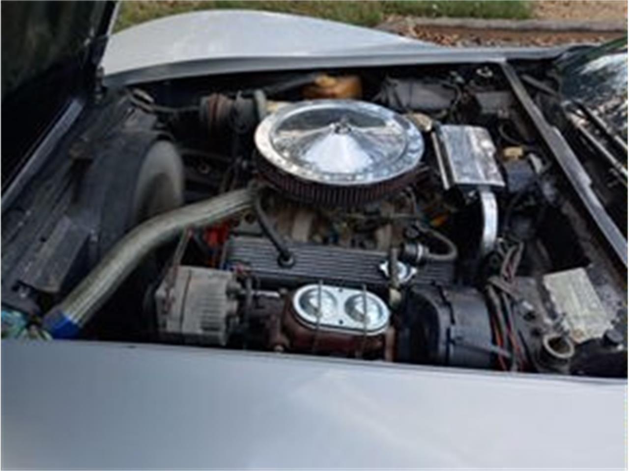 Chevrolet-Corvette-1973-Gray-Red-7
