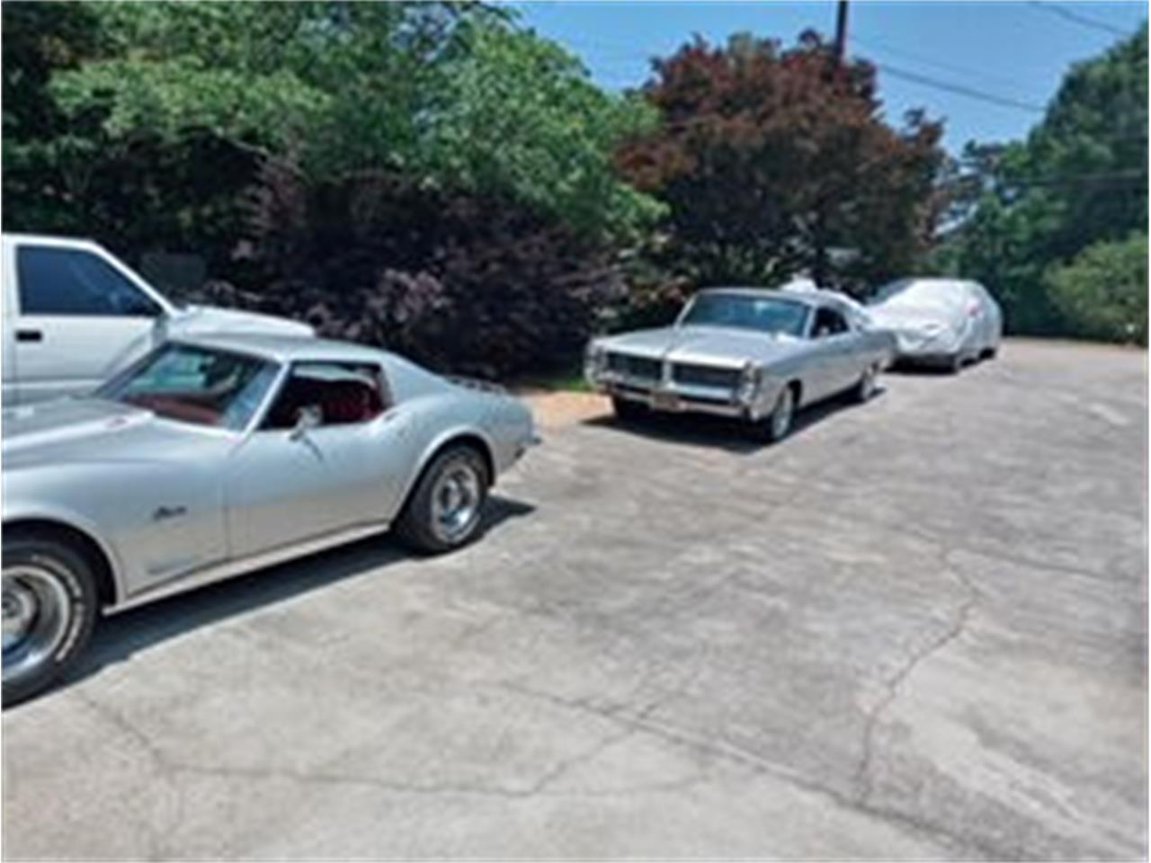 Chevrolet-Corvette-1973-Gray-Red-8
