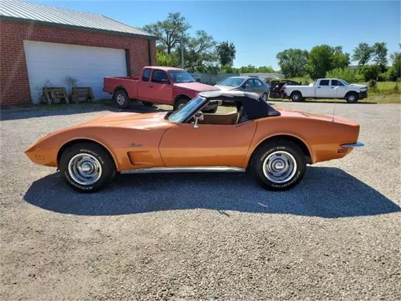 Chevrolet-Corvette-1973-Orange-Tan-2