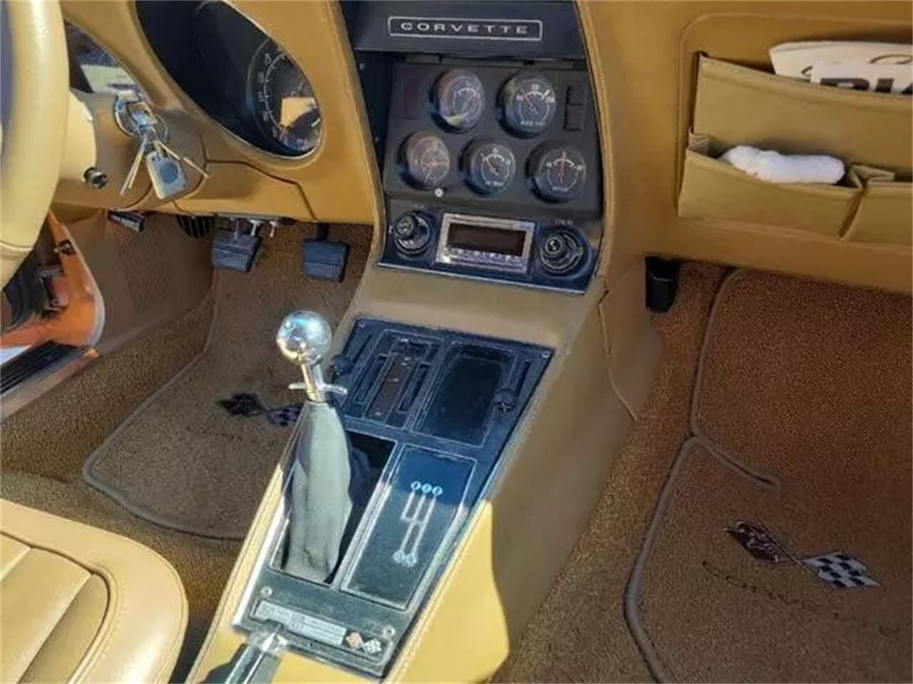 Chevrolet-Corvette-1973-Orange-Tan-6