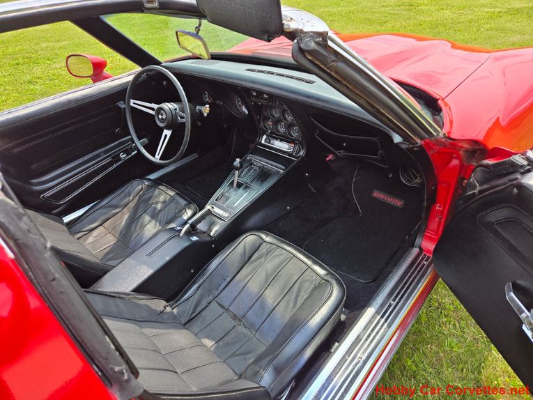 Chevrolet-Corvette-1973-Red-BlACK-11