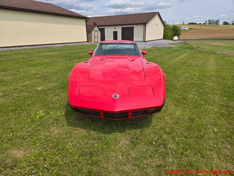Chevrolet-Corvette-1973-Red-BlACK-23