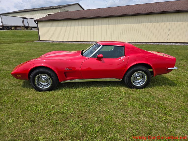 Chevrolet-Corvette-1973-Red-BlACK-24